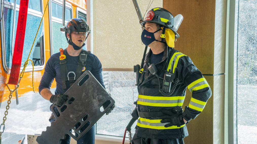 Le ‘9-1-1’ lance la saison 4 en mettant [Spoiler] en grave danger à nouveau (RECAP)