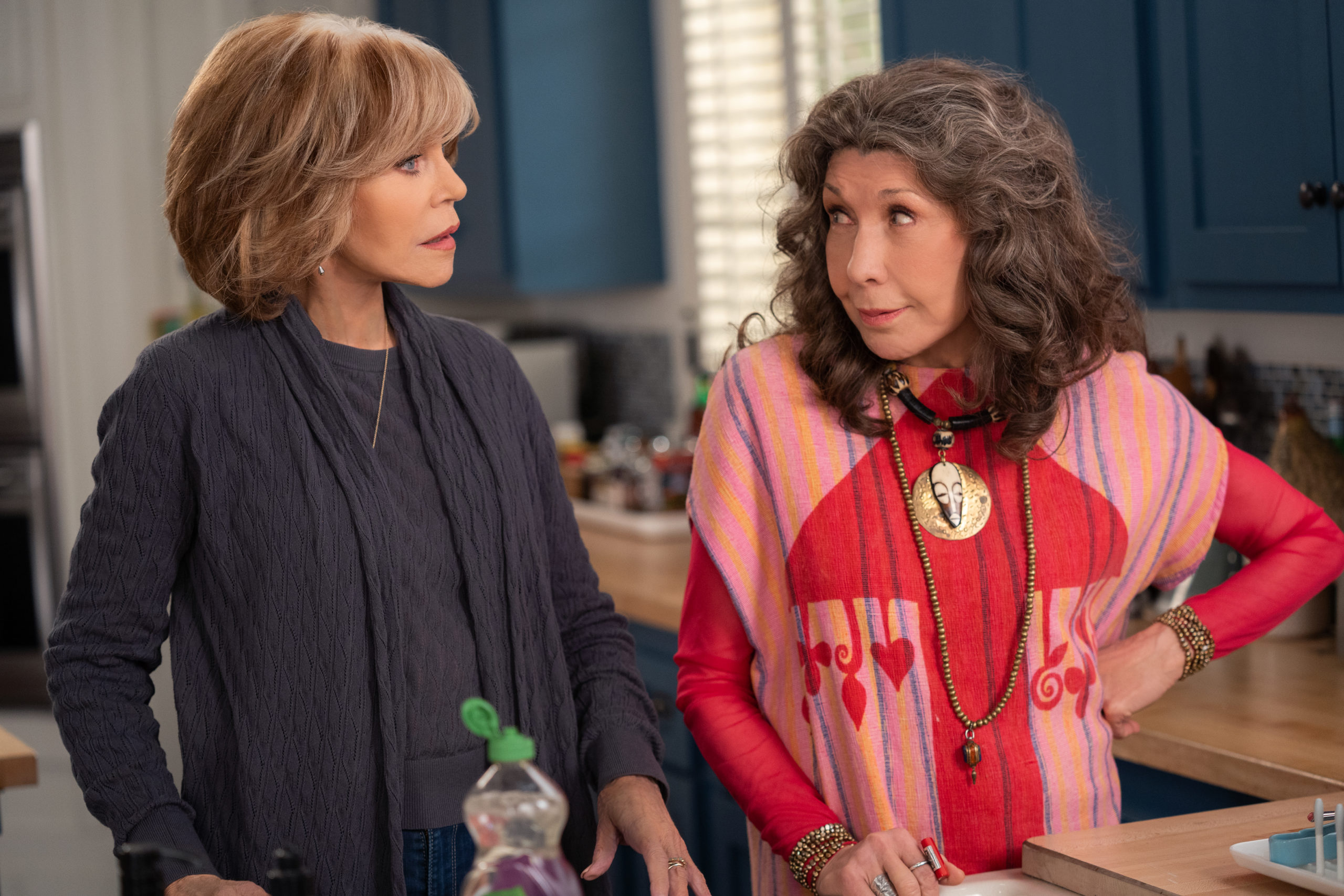 Grace et Frankie : la saison huit ?  La série Netflix a-t-elle déjà été annulée ou renouvelée ?