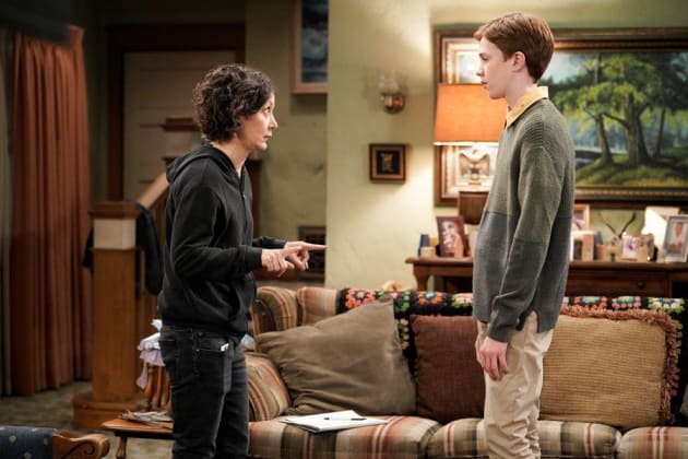 The Conners Saison 4 Episode 12 Review: Hot For Teacher et écrire un faux
