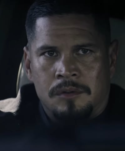 EZ dans la voiture - Mayans MC Saison 4 Épisode 7