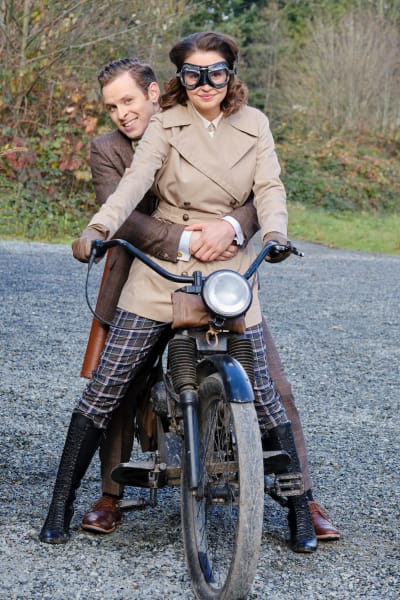 Zoom Zoom - When Calls the Heart saison 8 épisode 12