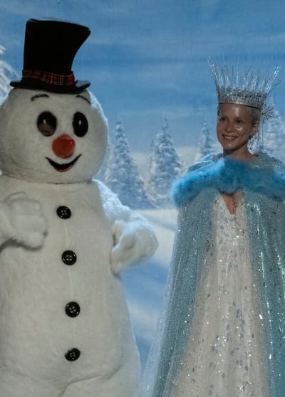 Wanna Build a Snowman - tall - Monarch Saison 1 Episode 5