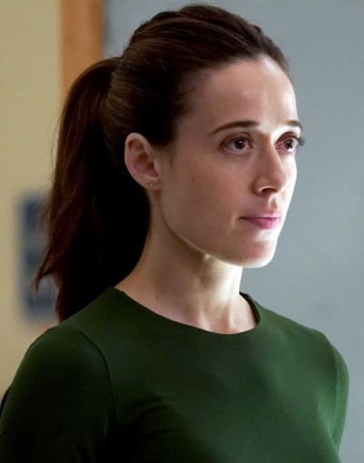 Burgess in Green -tall - Chicago PD Saison 10 Épisode 4