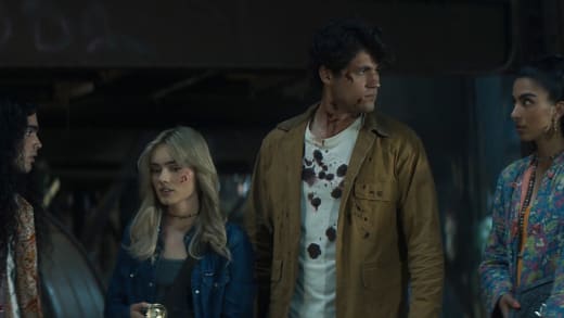 Ensanglanté et meurtri - Les Winchesters Saison 1 Épisode 2