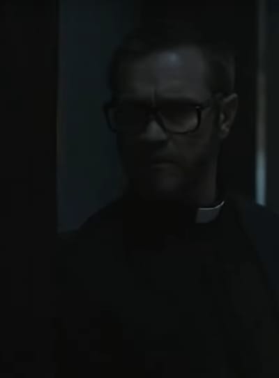 Père Brice écoute - Chucky Saison 2 Episode 3