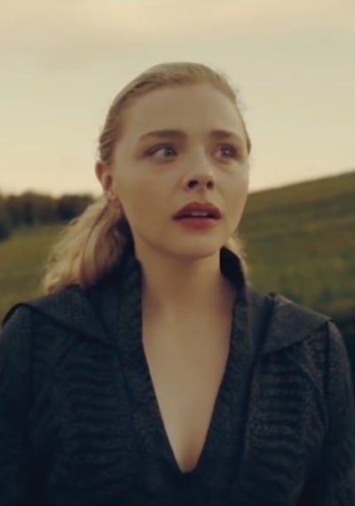 Flynne Learning History - The Peripheral Saison 1 Episode 4