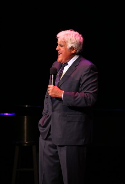Jay Leno interprète sur scène la National Night Of Laughter And Song
