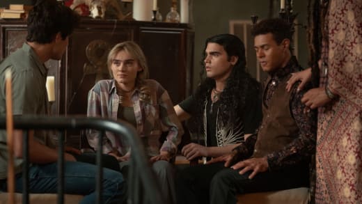 Going Undercover - Les Winchesters Saison 1 Episode 5