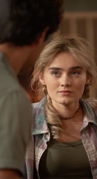 Watchful Eye - Tall - Les Winchesters Saison 1 Épisode 5