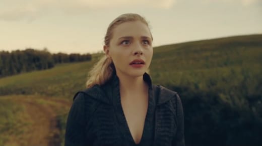 Flynne Learning the History - The Peripheral Saison 1 Episode 4
