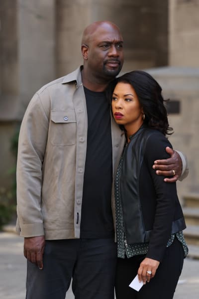 Réconfortant - The Rookie Saison 5 Episode 9
