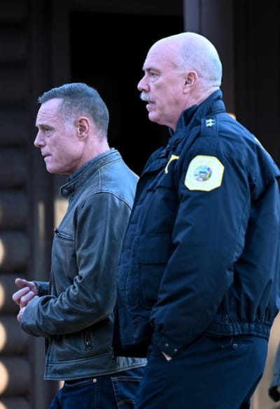 Informer le chef -tall - Chicago PD Saison 10 Episode 9