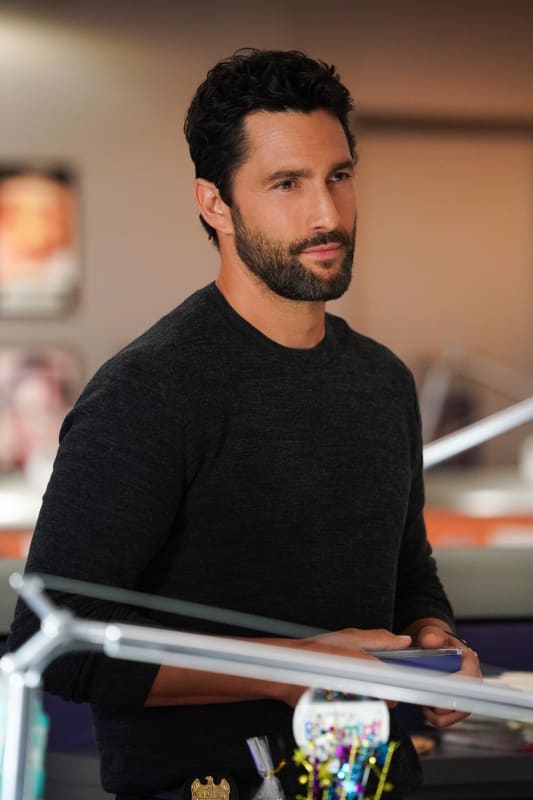 Mills avec l'équipe og ncis ncis hawaii