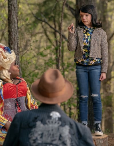 Le collier de Niles - Doom Patrol Saison 4 Episode 4