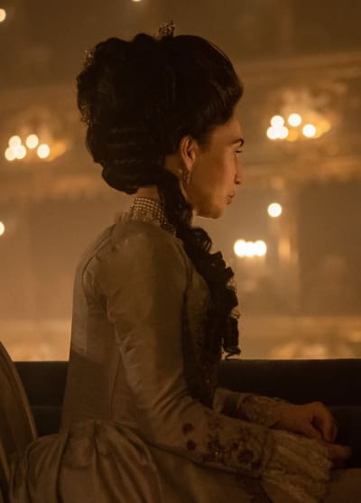 Jacqueline à l'opéra - Liaisons dangereuses saison 1 épisode 8