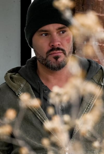Sporting a Shiner -tall - Chicago PD Saison 10 Episode 15