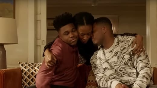 All American Promo : Les funérailles de Billy mènent à beaucoup de drames