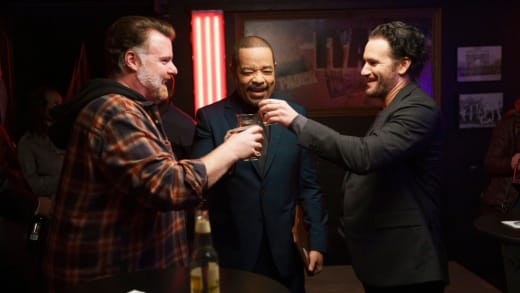 Law & Order: SVU Saison 24 Episode 14 Review: Larmes hollandaises