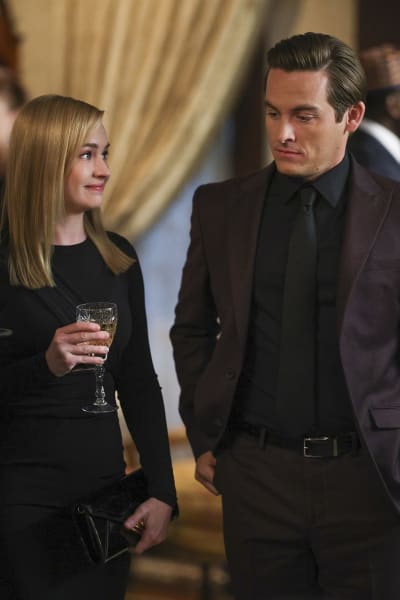 Laura et Brendon - The Rookie: Feds Saison 1 Episode 18