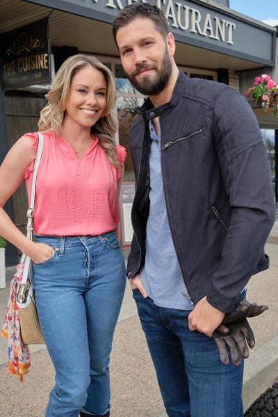 Partenaire de la saison des mariages criminels - Hallmark Channel