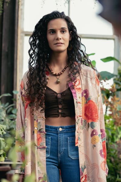 Fatima à la serre - DE la saison 2 épisode 7