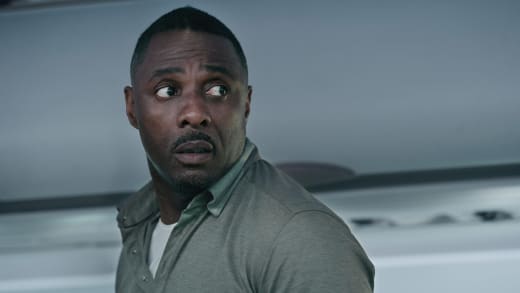 Détournement d’avion en temps réel : la série Hijack. Contrôleurs, agents de bord et pilotes assurent la sécurité des passagers.