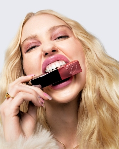 Chloe Cherry, Urban Decay, Vice Lip Bond Backtalk