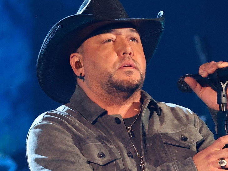 Jason Aldéan réagit aux accusations de racisme suite à la sortie de son clip musical controversé