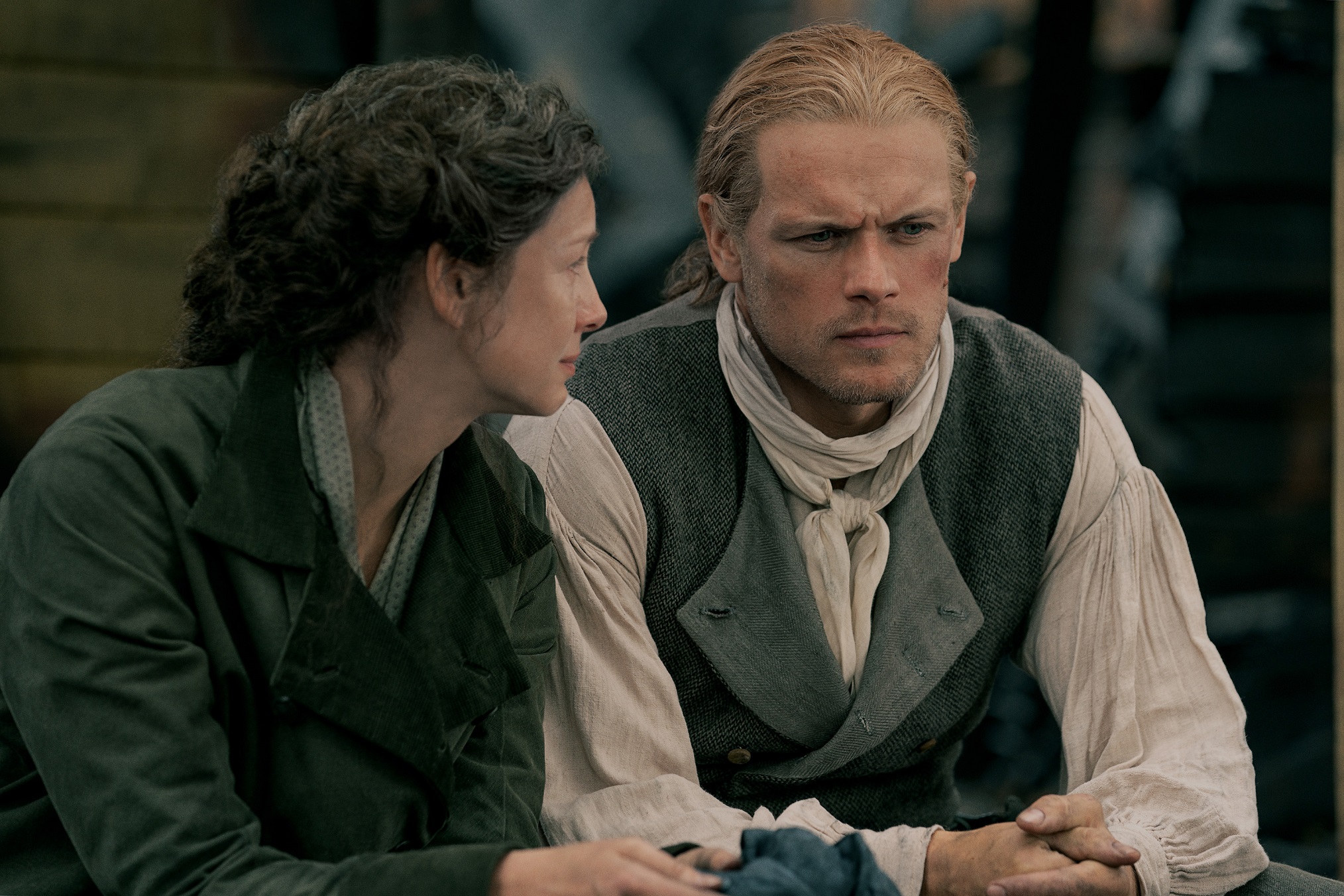 “Outlander”: Sam Heughan et Charles Vandervaart face à une révolution “écrasante”