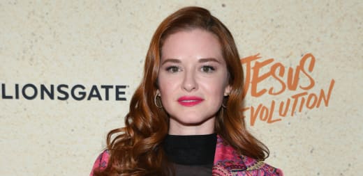 Sarah Drew en tête d’affiche du film Hallmark Guiding Emily