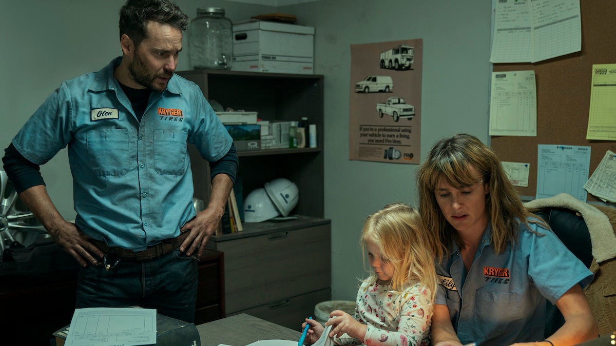 Nouvelle série Netflix : ‘Painkiller’ EP nie la rivalité avec ‘Dopesick’