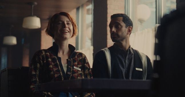 Découvrez l’éblouissante performance de Jessie Buckley dans “Fingernails” sur Apple TV.
