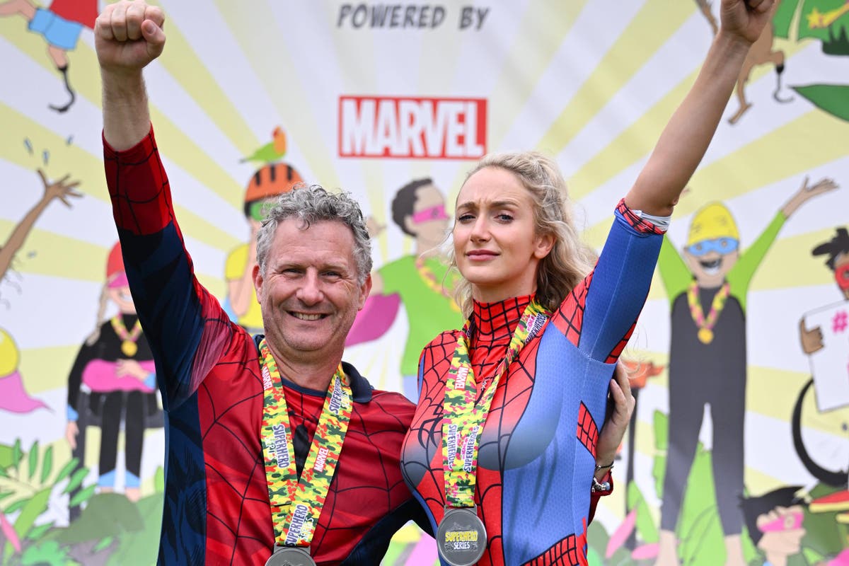 Adam Hills : Journée sportive pour super-héros handicapés, un moment crucial