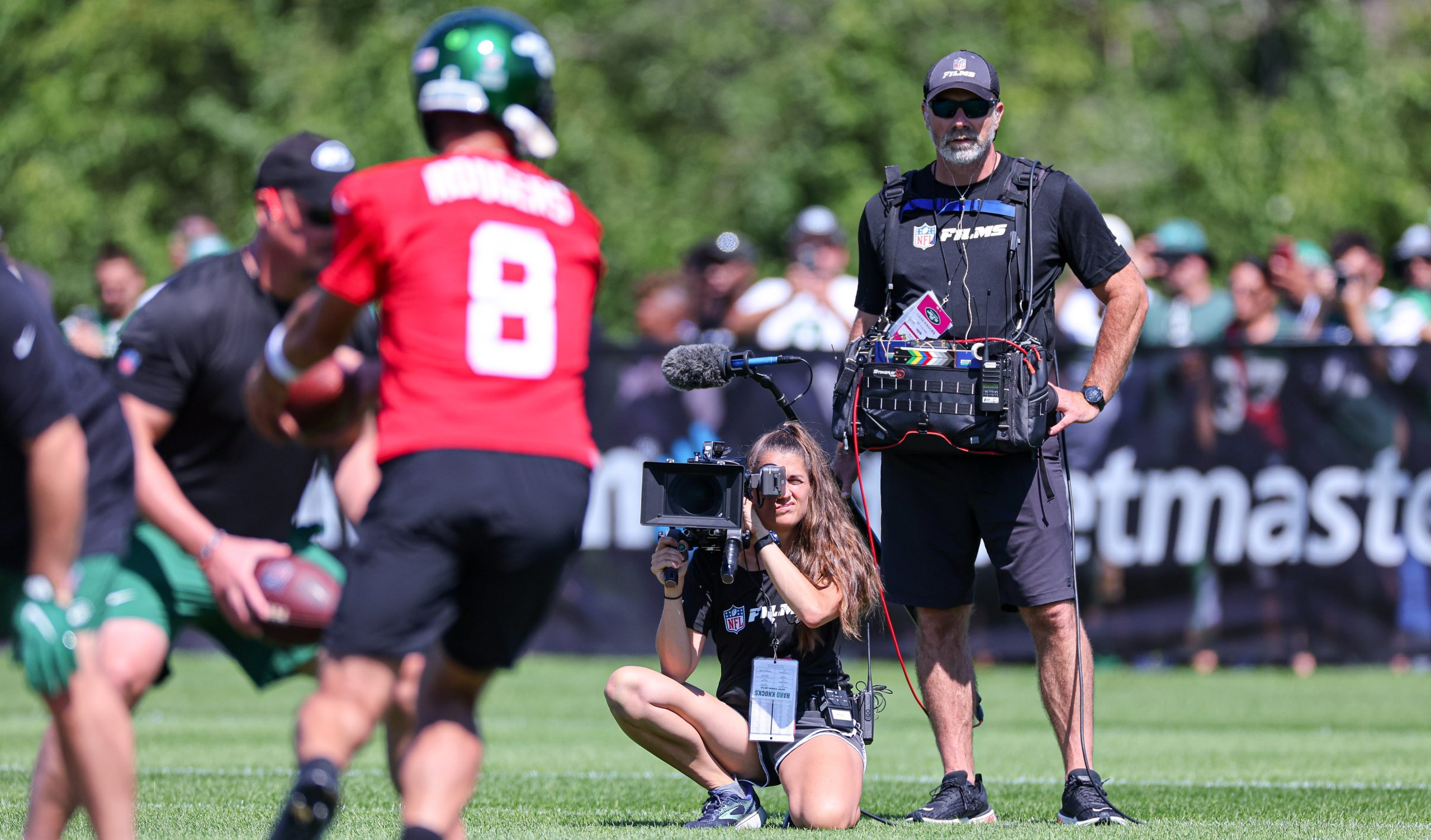 Conseils d’un producteur de ‘Hard Knocks’ aux quarterbacks envisageant une émission Netflix