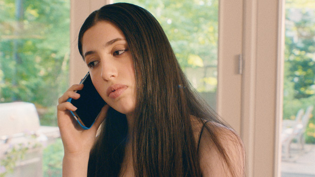 Découvrez Sadie Sandler, la fille aînée d’Adam Sandler – Hollywood Life
