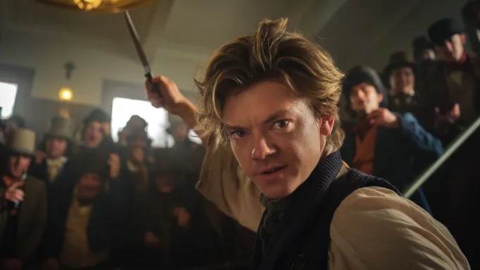 Découvrez “The Artful Dodger” en avant-première sur Disney+ le 29 novembre.