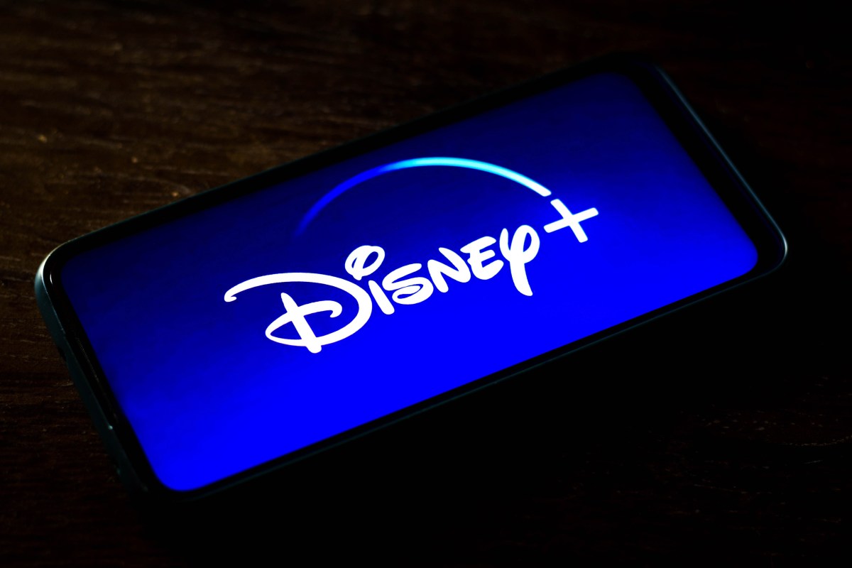 Disney+ augmente encore ses prix et annonce l’arrivée d’une offre avec publicités dans plus de pays.