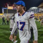 Josh Allen, Tony Romo 'teach' in new CBS/Paramount+ ad