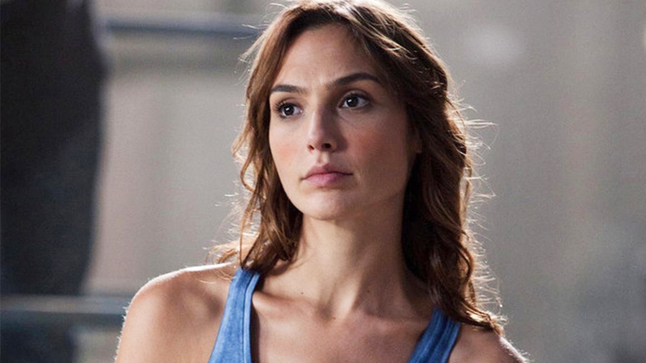 La comédie d’espionnage avec Gal Gadot, une véritable constellation de stars, est désormais disponible en streaming gratuitement.