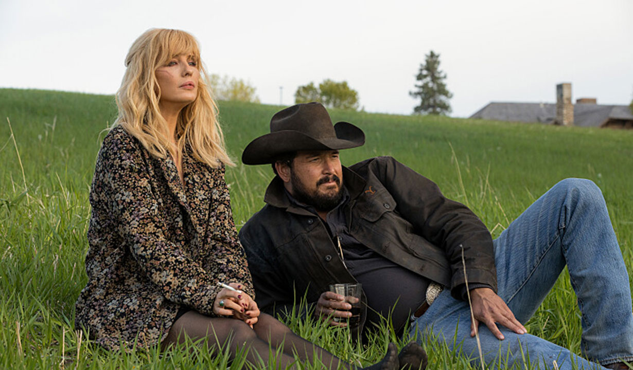 Le lien entre Kelly Reilly et Taylor Sheridan au cœur du drame de Yellowstone de Kevin Costner.