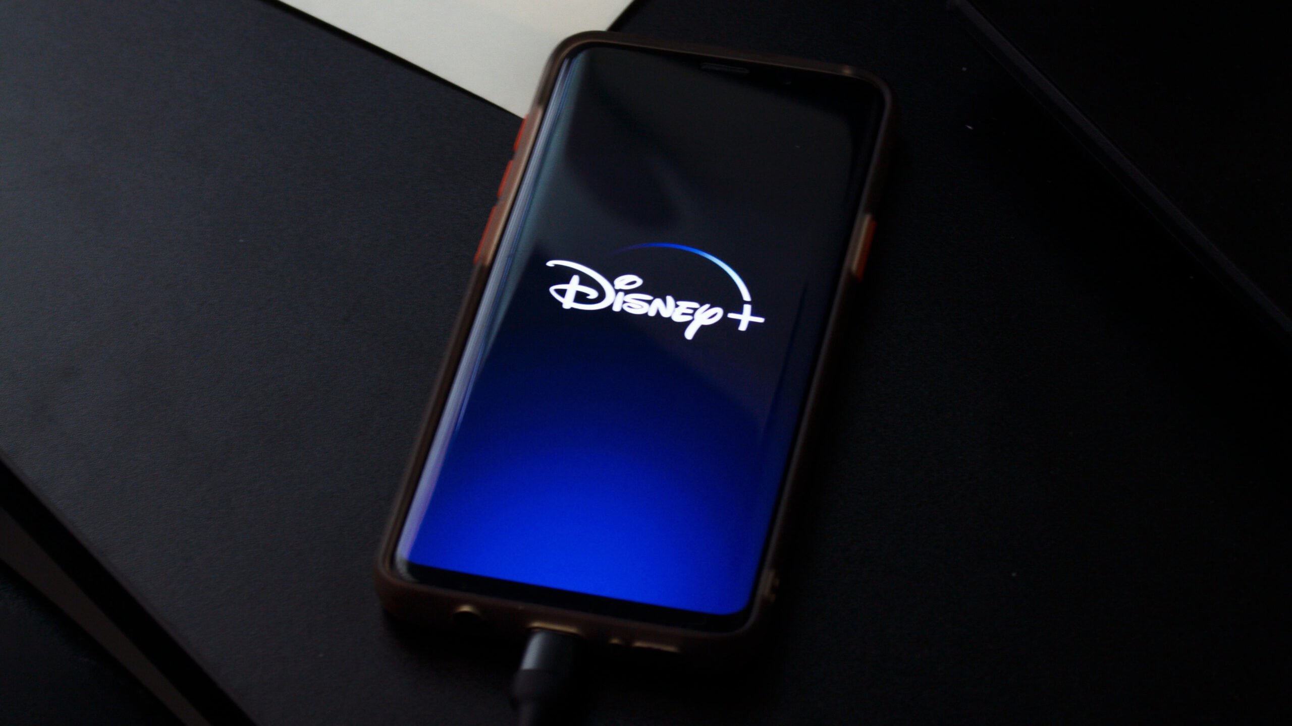 Mécontentement suite à hausse tarifaire, “Annulation de Disney Plus” devient une tendance
