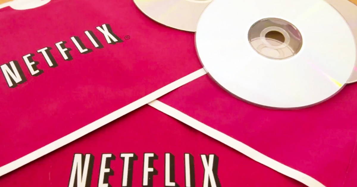 Netflix met fin au service de DVD en envoyant 10 disques surprises aux abonnés.