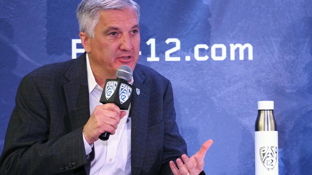 Président de l’Arizona tacle George Kliavkoff suite à l’échec de l’accord Apple TV
