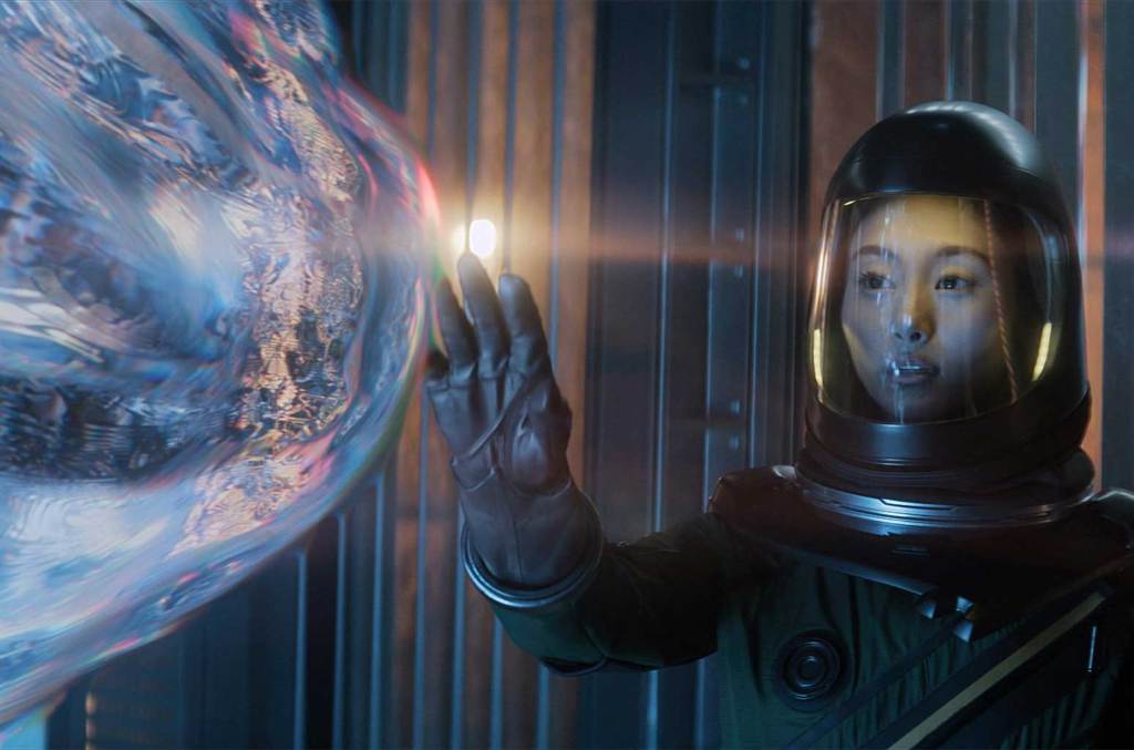 Regarder la saison 2 d’Invasion sur Apple TV+ – Billboard