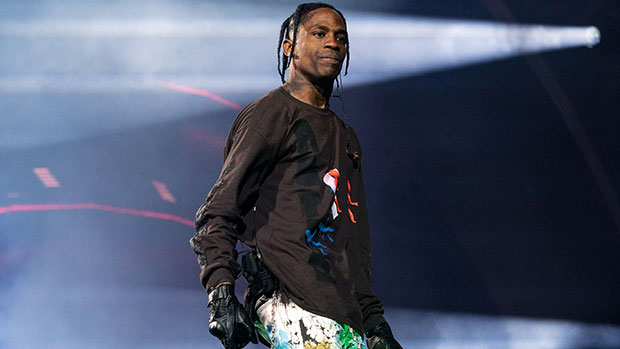Travis Scott s’amuse en jet-ski à Ibiza avec le mannequin Tianna Lynnm et ses amis – Hollywood Life