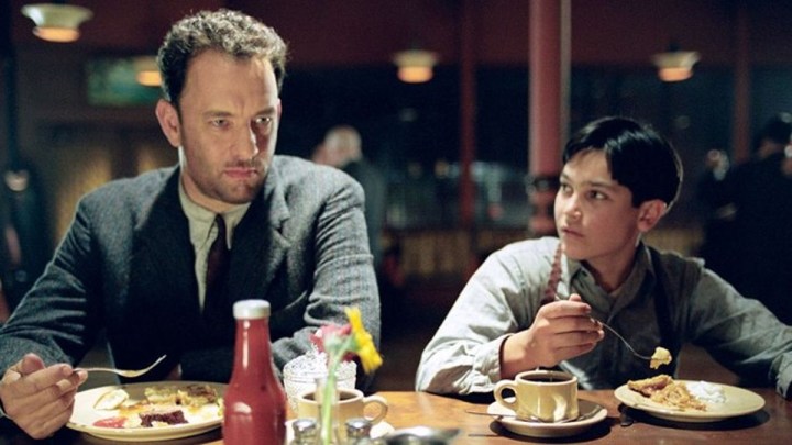 Tom Hanks et Tyler Hoechlin dans La Route de la Perdition.