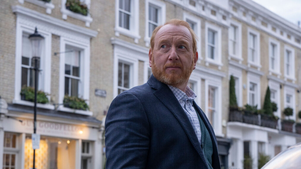 Adrian Scarborough parle de la nouvelle collaboration entre Max et Layla.