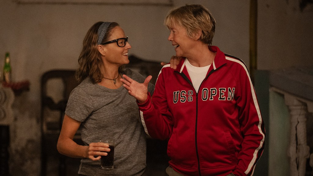 Annette Bening et Jodie Foster dans un film Netflix sur la natation – The Hollywood Reporter