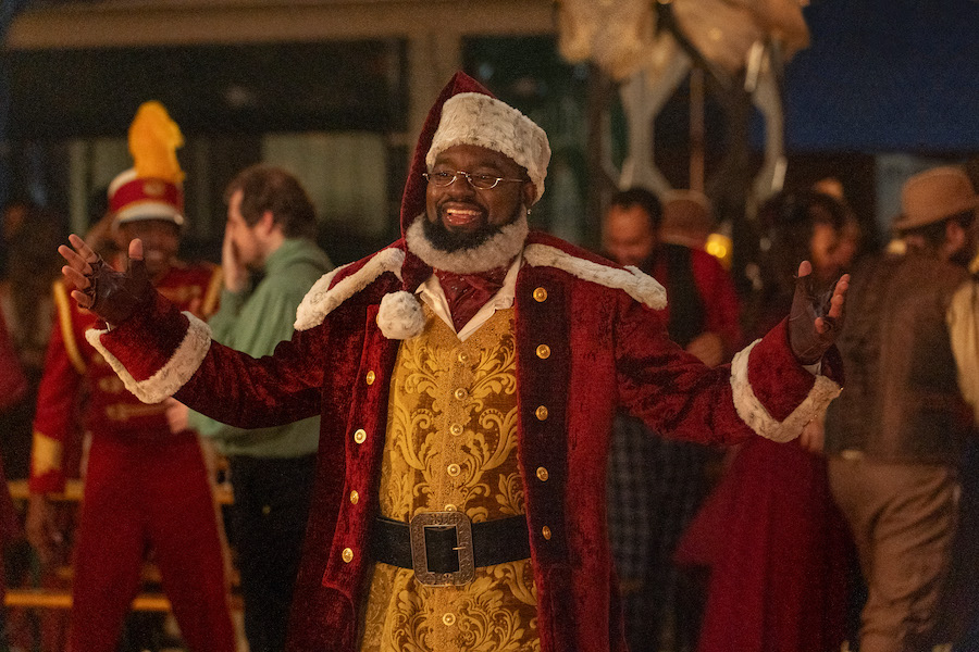 Comédie de Noël “Dashing Through the Snow” arrive sur Disney+ le 17 novembre.