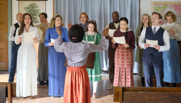 Critique S10E08 de When Calls the Heart : Entre réalité et utopie